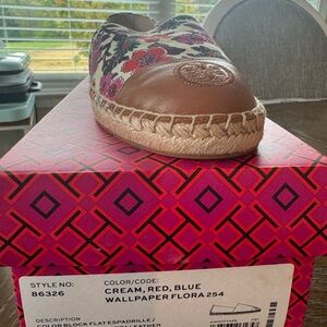 Brand new Tory Burch espadrille